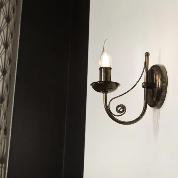 Aplică perete DONATO 1xE14x40W/230V