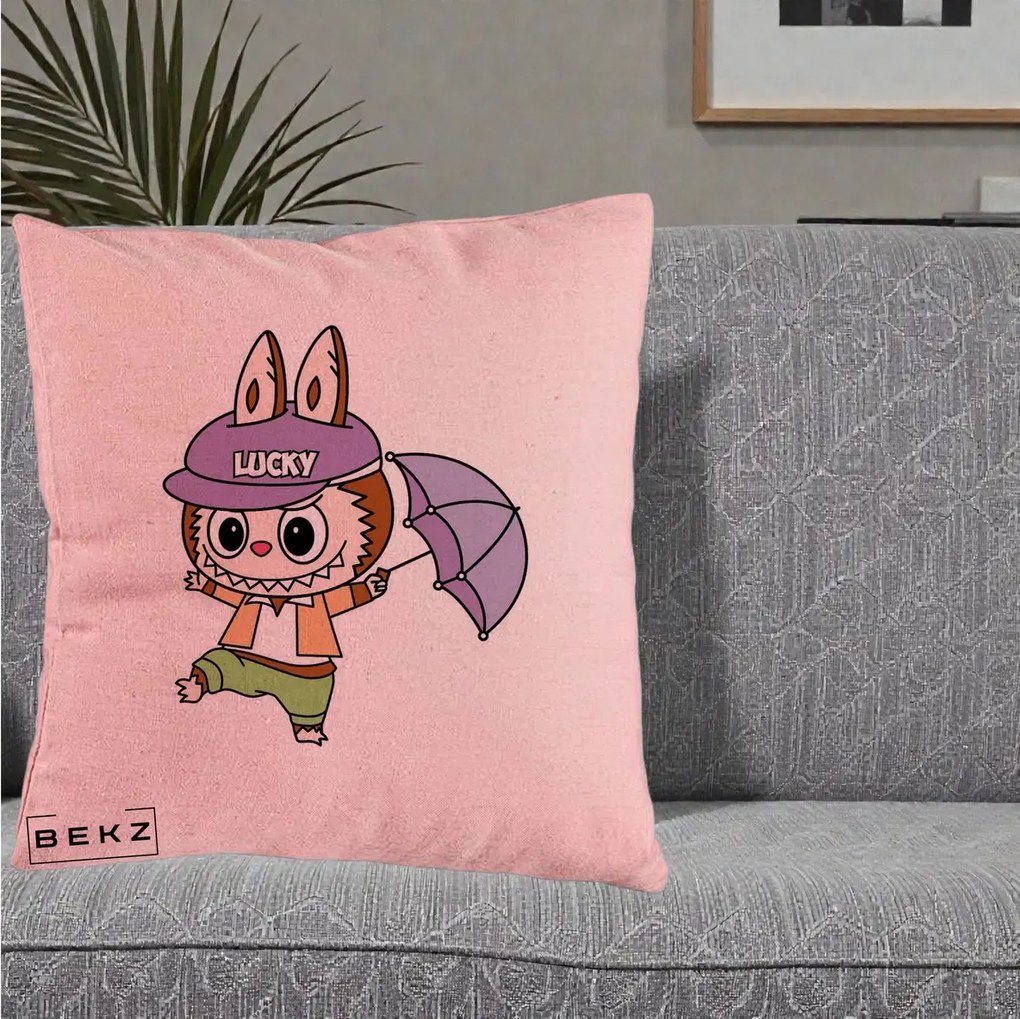 Perna Personalizata Labubu Lucky cu Umbrela, 40x40 cm, Roz, Husa Detasabila, Perna Inclusa, BEKZ®