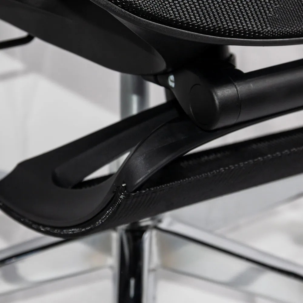 Scaun ergonomic de birou negru din mesh cu suport pentru picioare și tetieră ajustabilă SYYT 9519