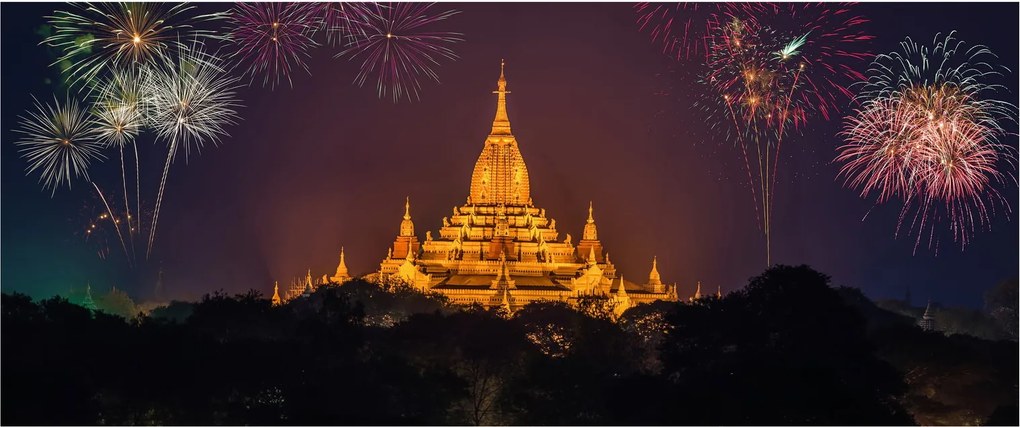 Tablou cu artificii în Asia (120x50 cm)