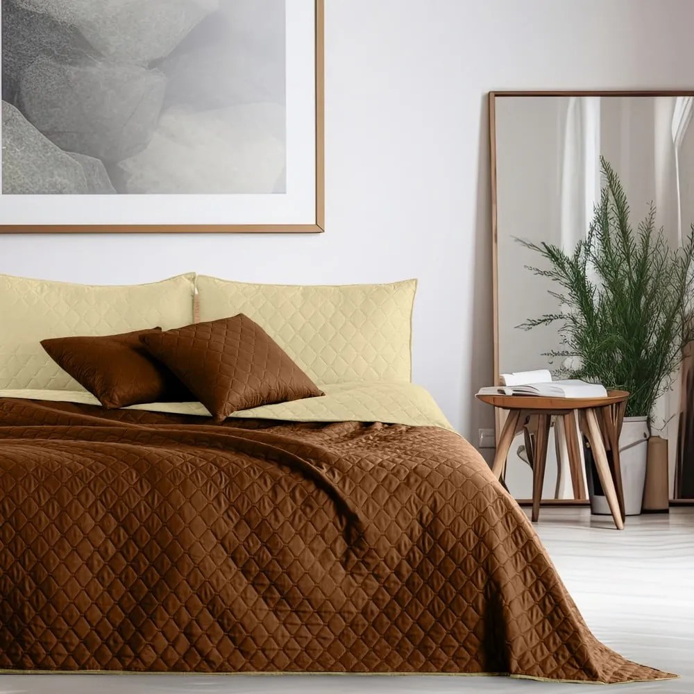 Cuvertură cu 2 fețe din microfibră DecoKing Axel, 170 x 210 cm, bej - maro