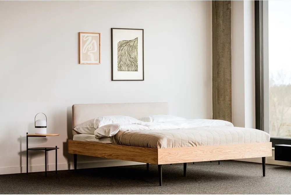 Pat matrimonial în culoare naturală tapițat/din placă aglomerată de lemn cu aspect de lemn de stejar cu somieră 180x200 cm Streiko – noo.ma