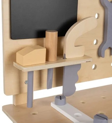 Banc de lucru din lemn cu unelte pentru copii