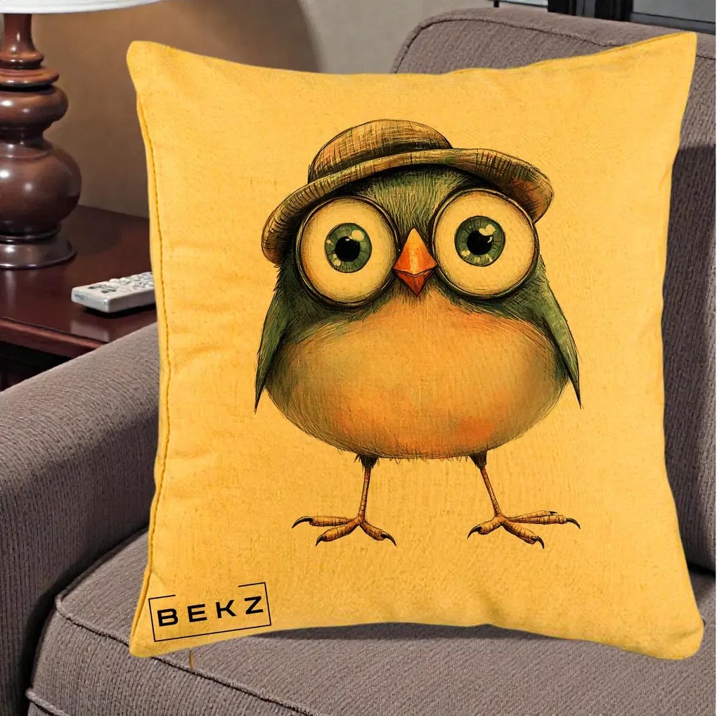 Perna Decorativa Pui cu Palarie Rotunda, 40x40 cm, Galben, Husa Detasabila, Perna Inclusa, BEKZ®