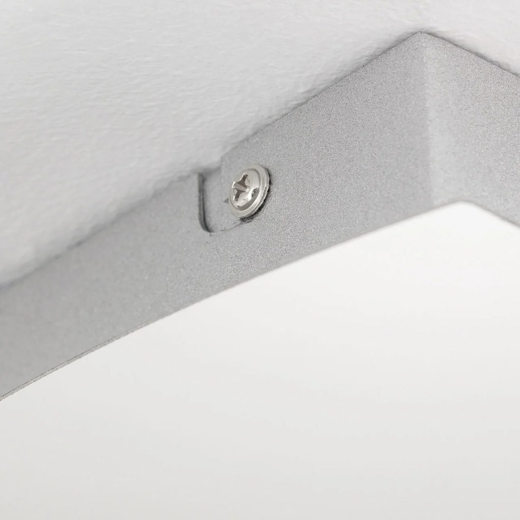 Aplica LED perete sau tavan, dimabila design minimalist Karlsson 26cm