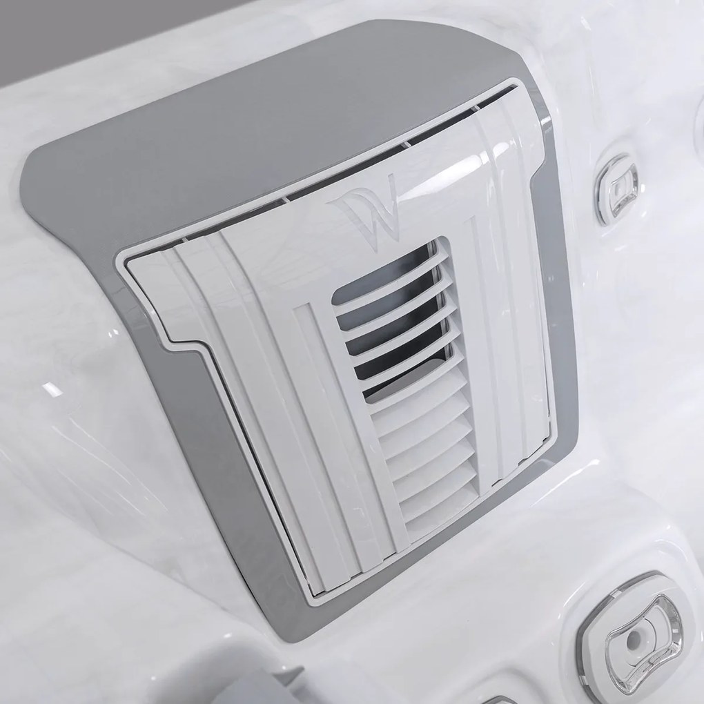 Minipiscina jacuzzi 6 persoane, 43 jeturi, Infinity jets, WiFi, sistem In-Line WIS, unitate de control Gecko IN.YE-3, sistem audio, 215 215 cm,