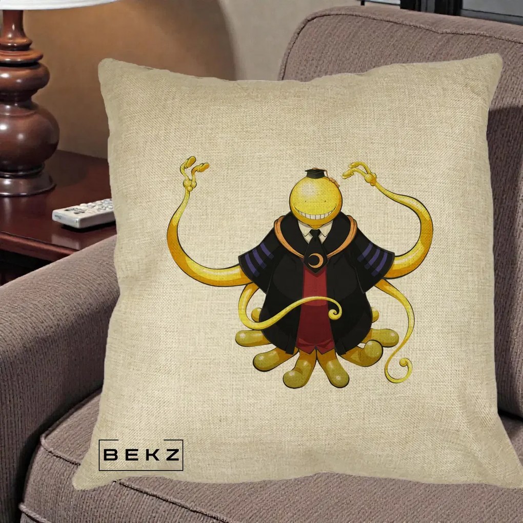 Perna Personalizata Assassination Classroom Koro-sensei, 40x40 cm, Crem, Husa Detasabila, Perna Inclusa, BEKZ®