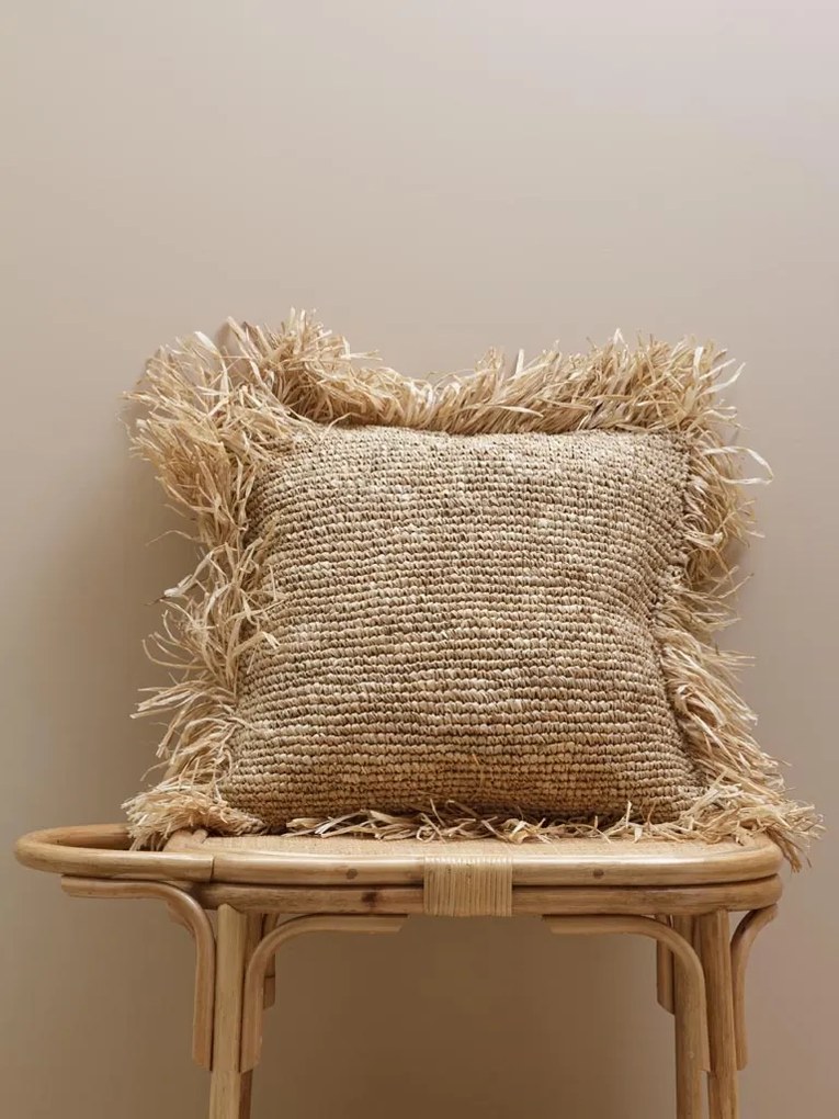Perna decorativa, din rafie, Raff 50x50cm