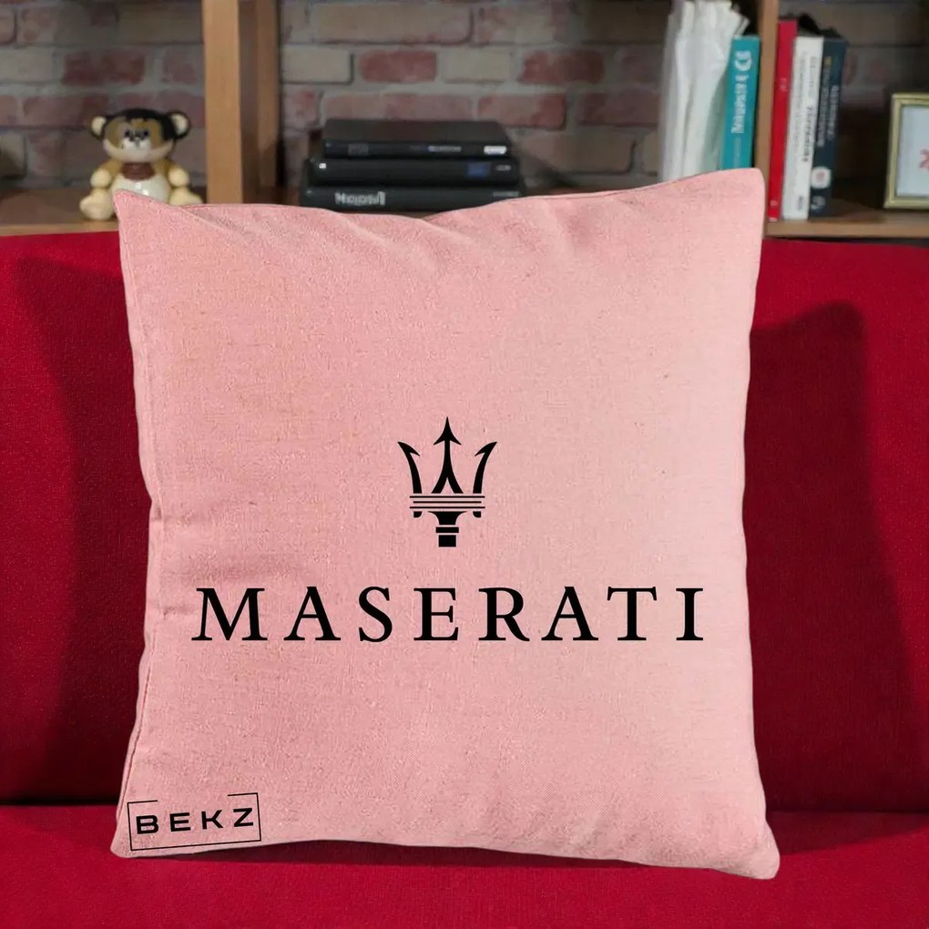 Perna Personalizata cu emblema Maserati, 40x40 cm, Roz, Husa Detasabila, Perna Inclusa, BEKZ®