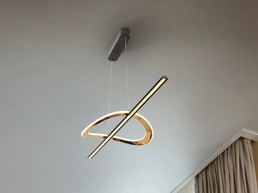 Lustra LED suspendata cu telecomanda Enora