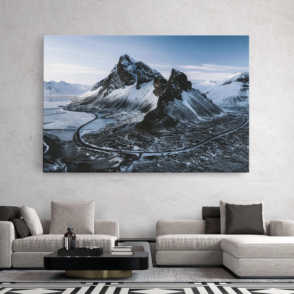 Tablou Canvas, 70x100cm, Dormitor si Living, Peisaje, Munti, Black Snowy Mountain