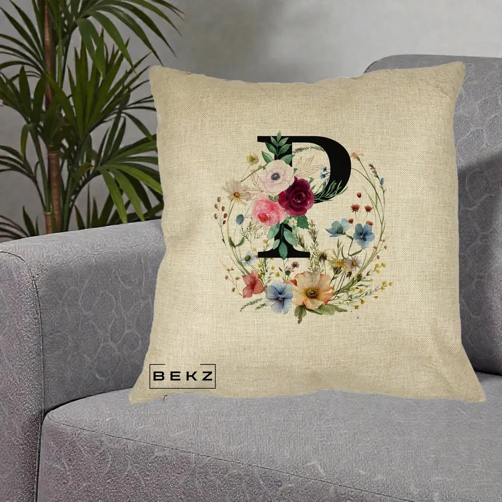 Cadou Personalizat - Perna Personalizata Monogram Litera P cu Flori Acuarela, 40x40 cm, Crem, Husa Detasabila, Perna Inclusa, BEKZ®