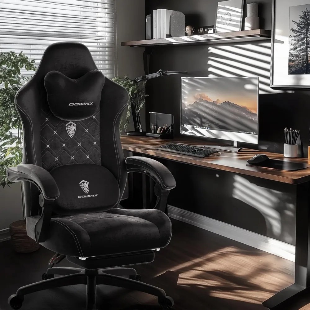 DOWINX Scaun gaming, ergonomic, Incalzire si Masaj cu Role in perna lombara, Șezut cu Arcuri Metalice și Spumă, rabatabil 90°-135°, Suport picioare, rezistent 150 kg, material textil, Negru