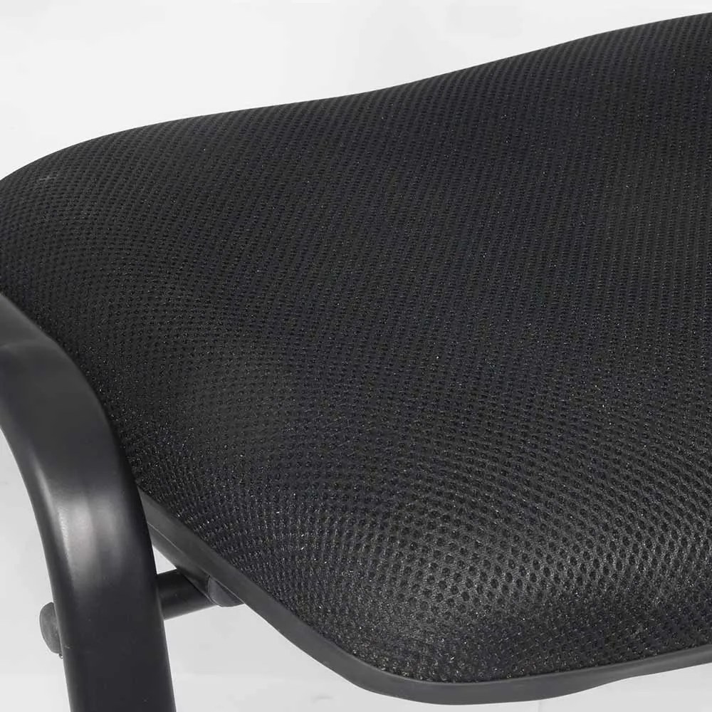 Scaun conferință negru din material textil tip mesh și cadrul metalic vopsit HRC 600