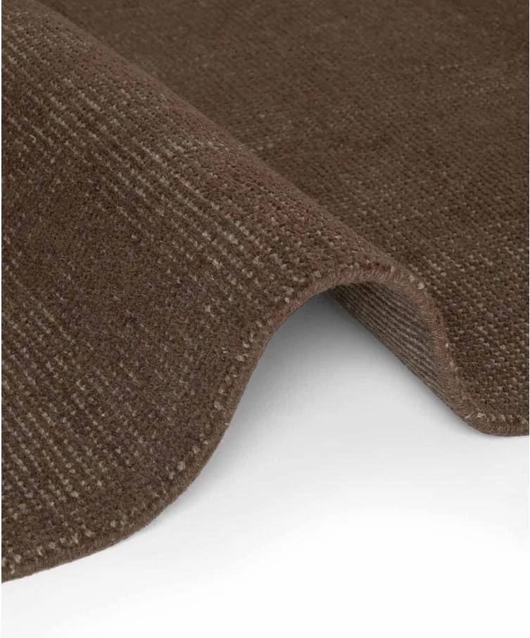 Covor maro țesut manual din lână 160x230 cm Greenwich – Ted Baker