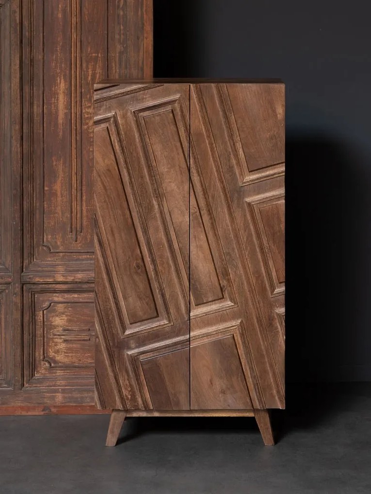 Set bufet și dulap din lemn masiv de mango sculptat manual, maro, cu câte 2 uși cu panouri în relief, 91 x 75 x 41 cm și 135 x 70 x 42 cm, „Illusion”