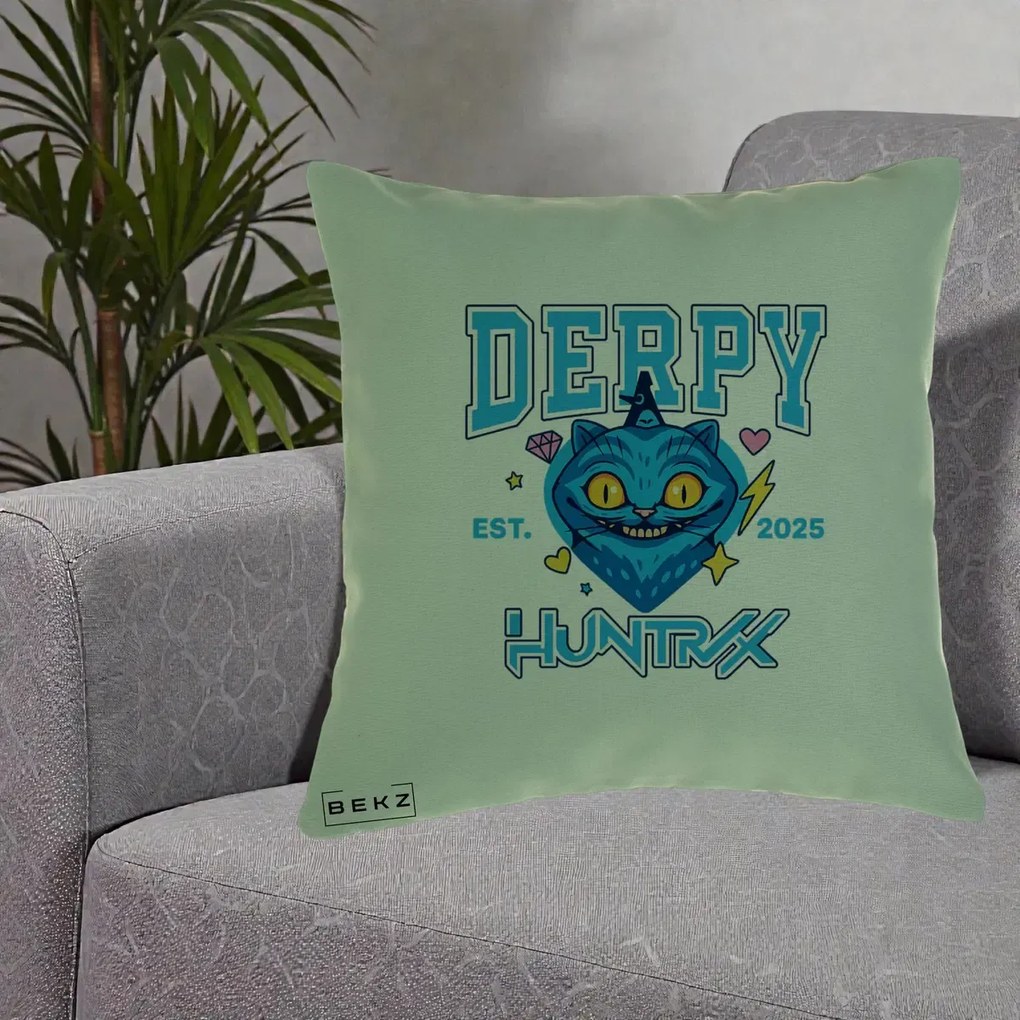 Perna Personalizata K-pop HUNTRX Derpy Pisica Albastra, 40x40 cm, Verde, Husa Detasabila, Perna Inclusa, BEKZ®
