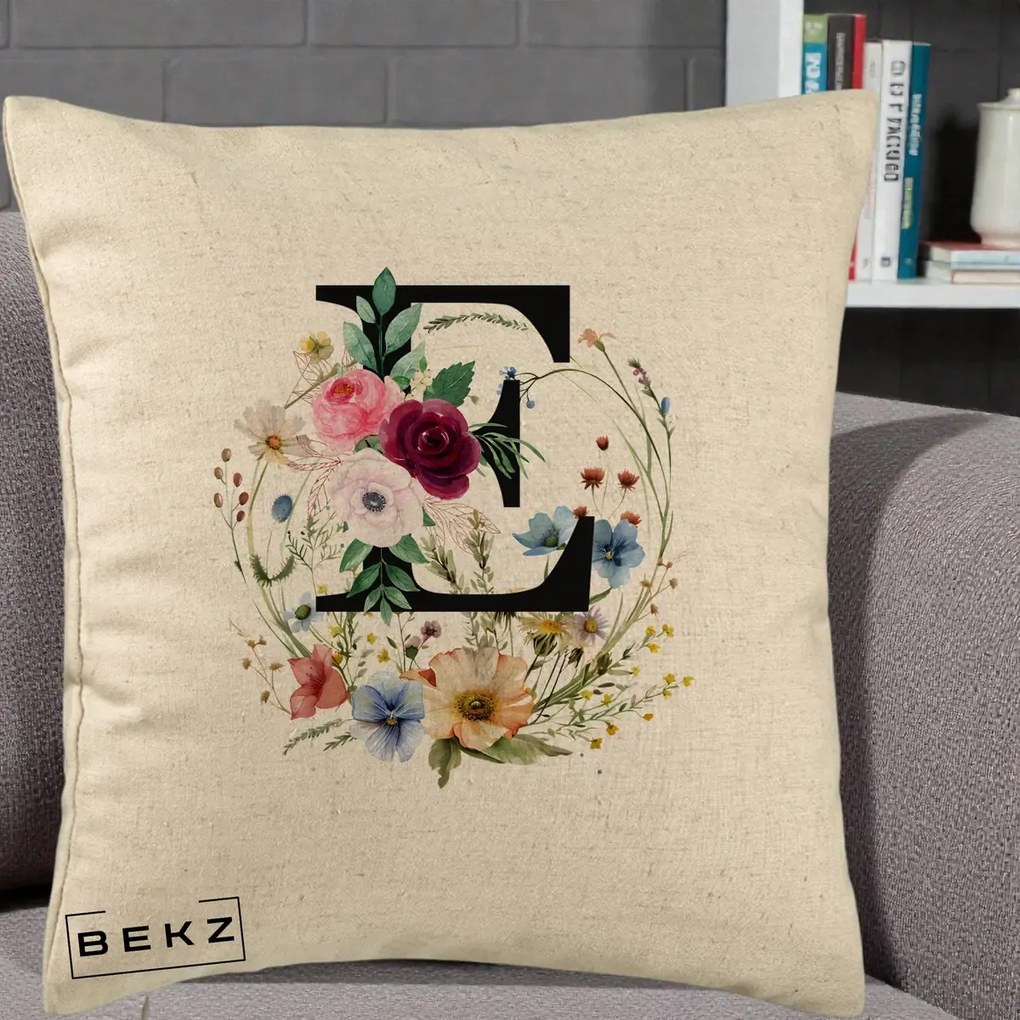 Cadou Personalizat - Perna Personalizata Monogram Litera E cu Flori Acuarela, 40x40 cm, Bej, Husa Detasabila, Perna Inclusa, BEKZ®