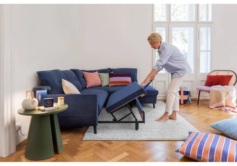 Colțar extensibil din catifea cu șezlong pe partea stângă Miuform Stylish Stan L, albastru deschis
