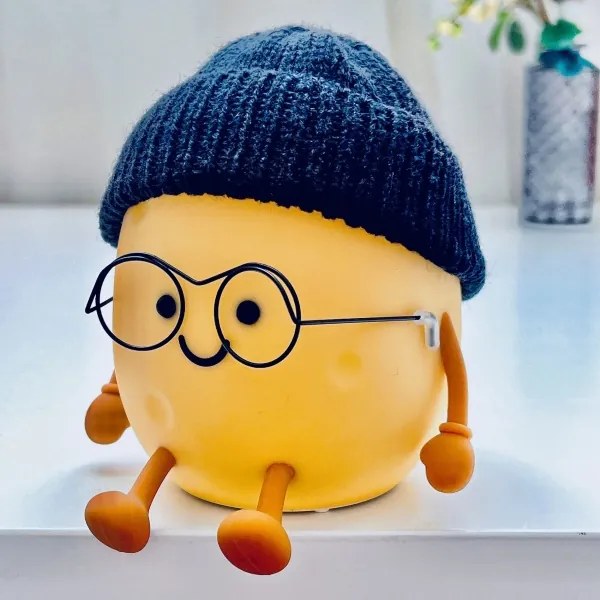 Lampă LED RGBW tactilă dimabilă pentru copii POTATO LED/2W/5V USB 1200 mAh