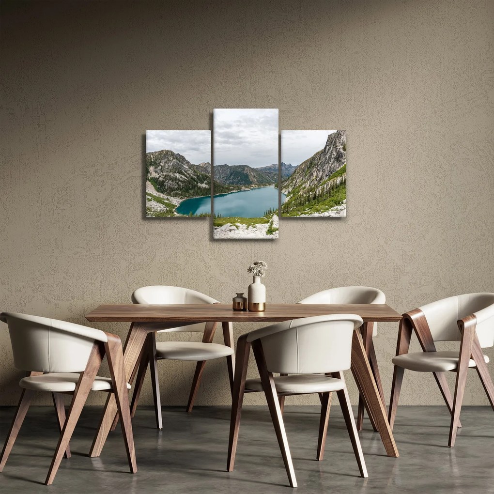 Tablou cu lac în munți (90x60 cm)