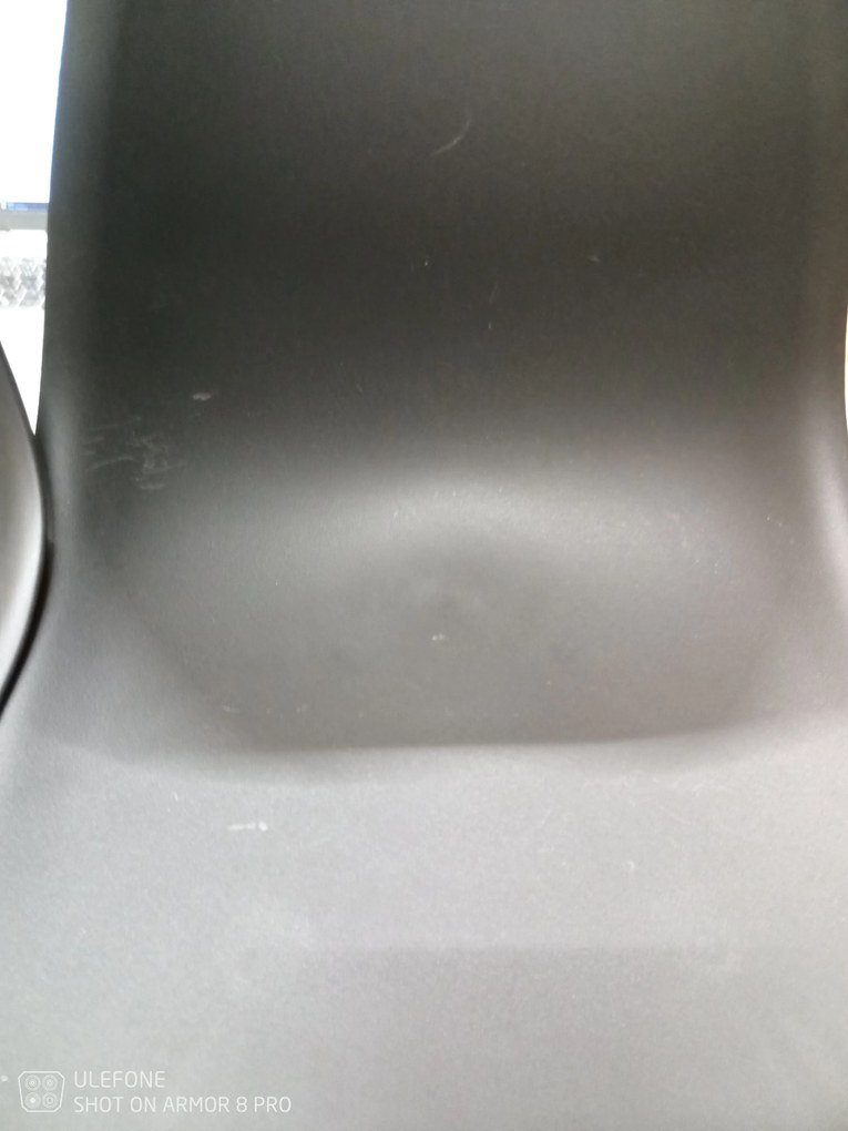 OFERTA Scaun de bar negru CARBRY LAMAL cu picioare negre a doua calitate