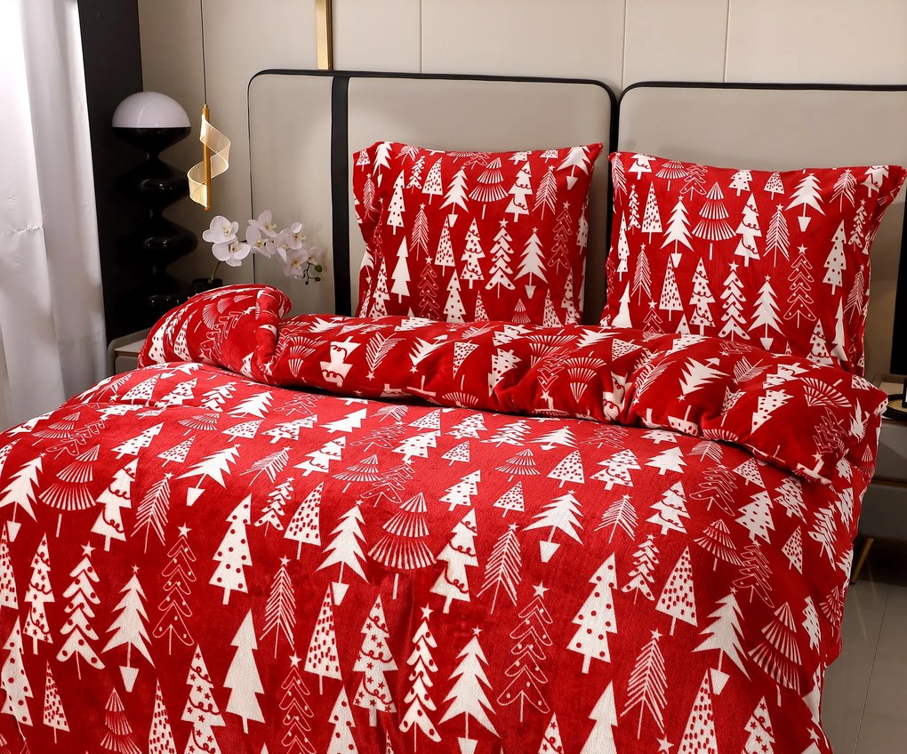 Set lenjerie cocolino CHRISTMAS TREES rosu + cearsaf Cocolino microplus cu elastic SOFT 180x200 cm alb, pat dublu