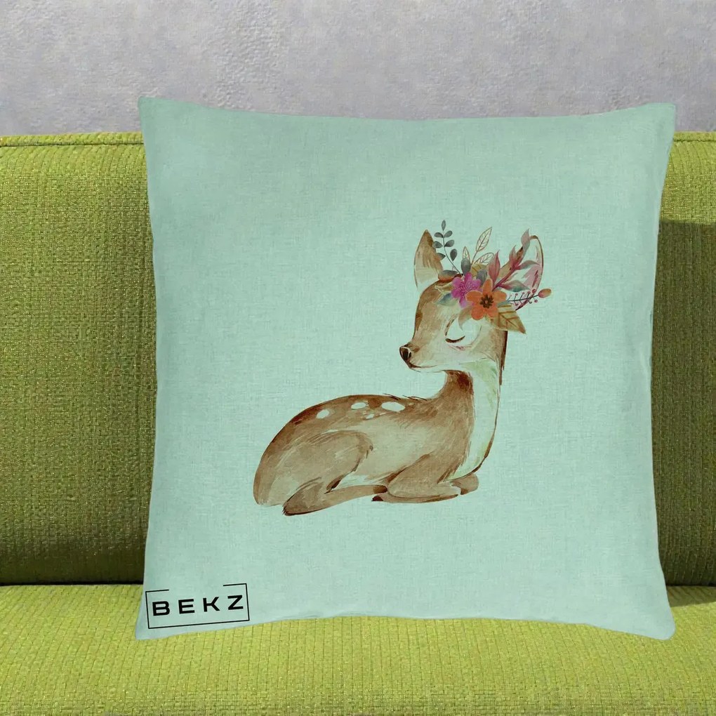 Perna Decorativa Caprioara cu Flori in Coama, 40x40 cm, Verde Menta, Husa Detasabila, Perna Inclusa, BEKZ®