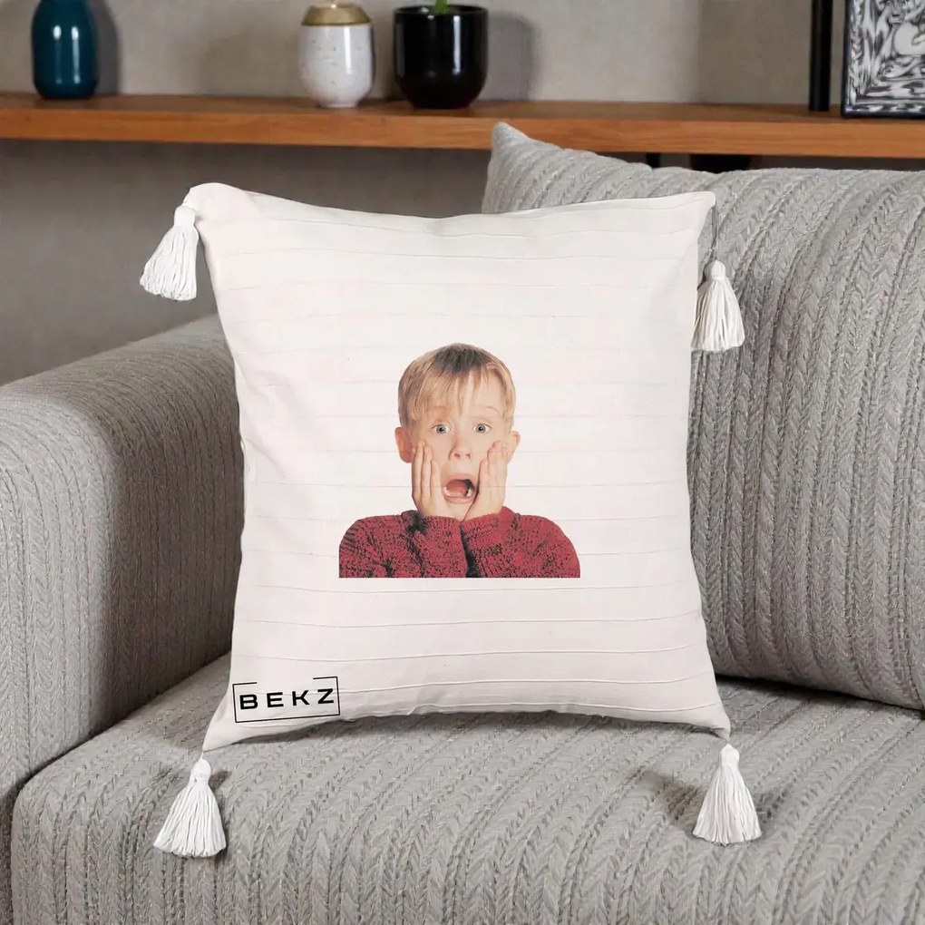 Perna Decorativa Kevin Singur Acasa, 40x40 cm, Bej cu Franjuri, Husa Detasabila, Perna Inclusa, BEKZ®