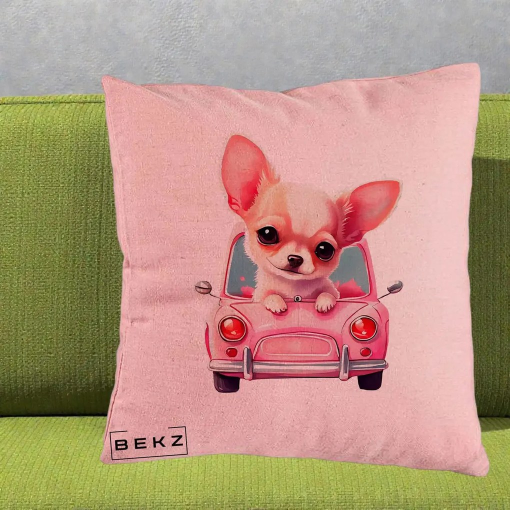 Perna Decorativa Chihuahua Roz in Masinuta, 40x40 cm, Roz, Husa Detasabila, Perna Inclusa, BEKZ®