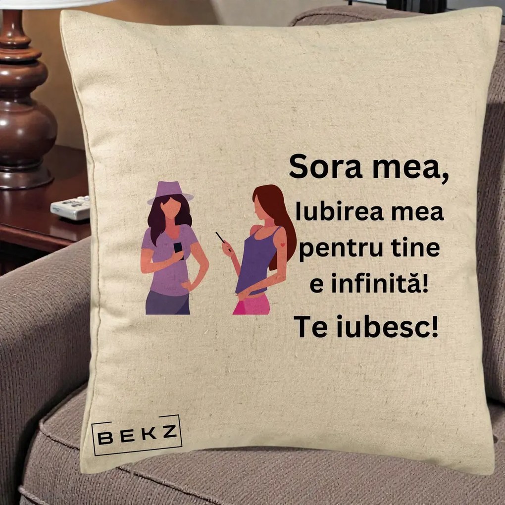 Cadou pentru Sora - Perna Personalizata Sora Mea Te Iubesc Doua Fete cu Telefoane, 40x40 cm, Bej, Husa Detasabila, Perna Inclusa, BEKZ®
