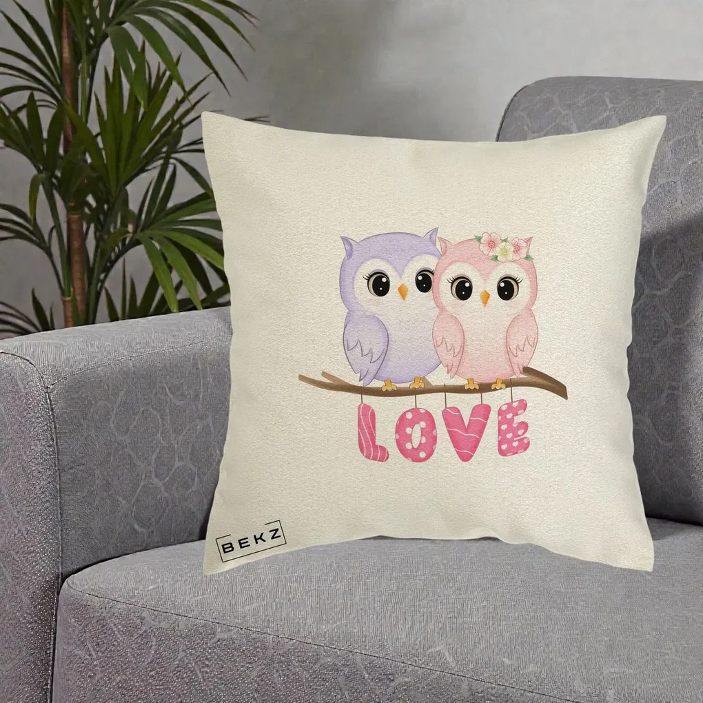 Perna Decorativa Love Bufnite Indragostite pe Crenguta Roz si Mov, 40x40 cm, Ecru, Husa Detasabila, Perna Inclusa, BEKZ®