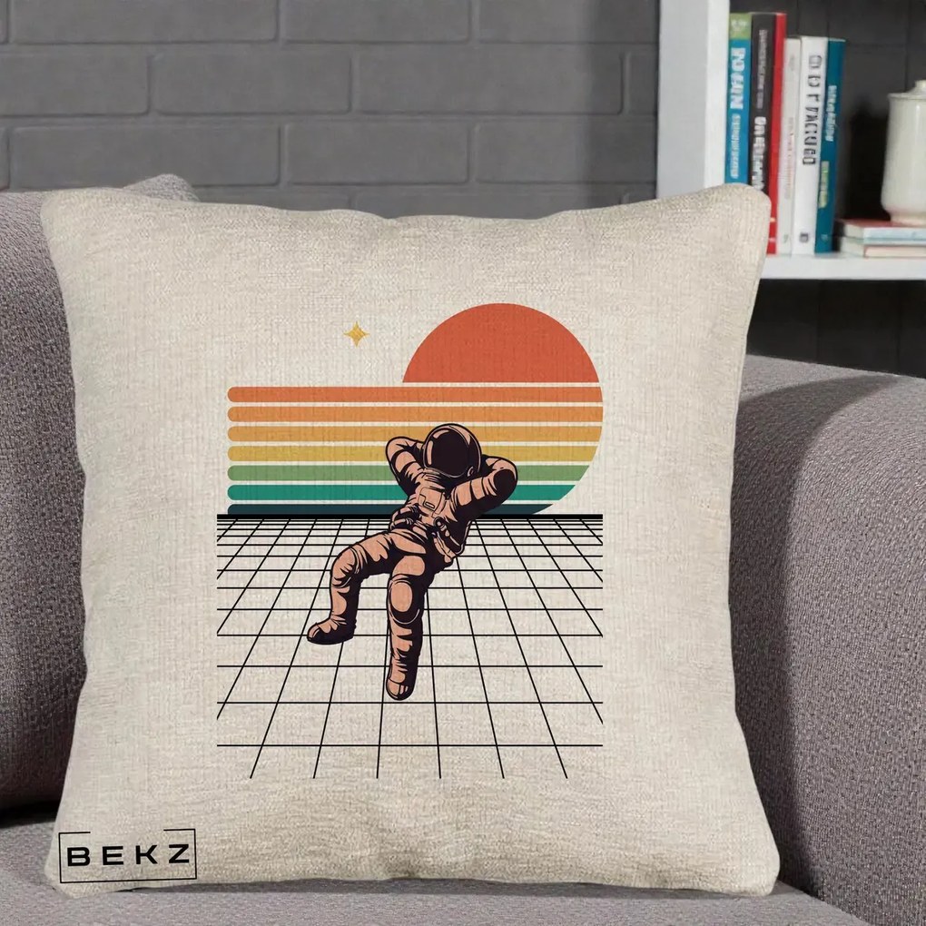 Perna Decorativa Astronaut Retro Space, 40x40 cm, Bej Canapea, Husa Detasabila, Perna Inclusa, BEKZ®