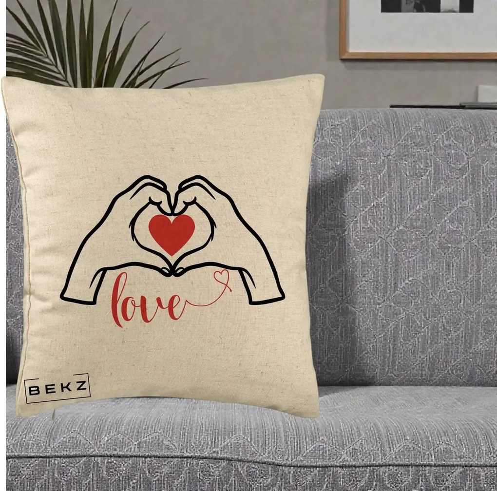 Perna Decorativa Love Maini Inima cu Inscriptie Love Rosu, 40x40 cm, Bej, Husa Detasabila, Perna Inclusa, BEKZ®