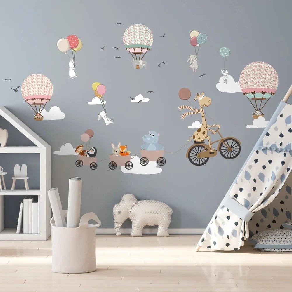 Autocolant de perete pentru copii Ambiance Animals and Hot Air Balloons in the Clouds, 90 x 60 cm