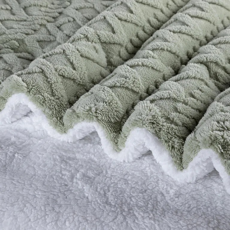 Set matlasat cu blăniță INVERNO verde