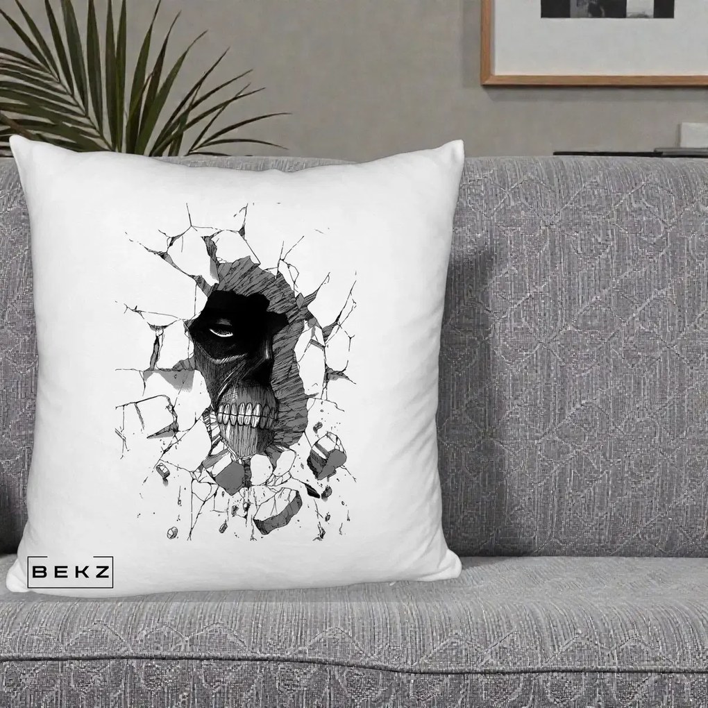 Perna Personalizata Attack on Titan Titan Crapand Zidul, 40x40 cm, Alb Pufos, Husa Detasabila, Perna Inclusa, BEKZ®