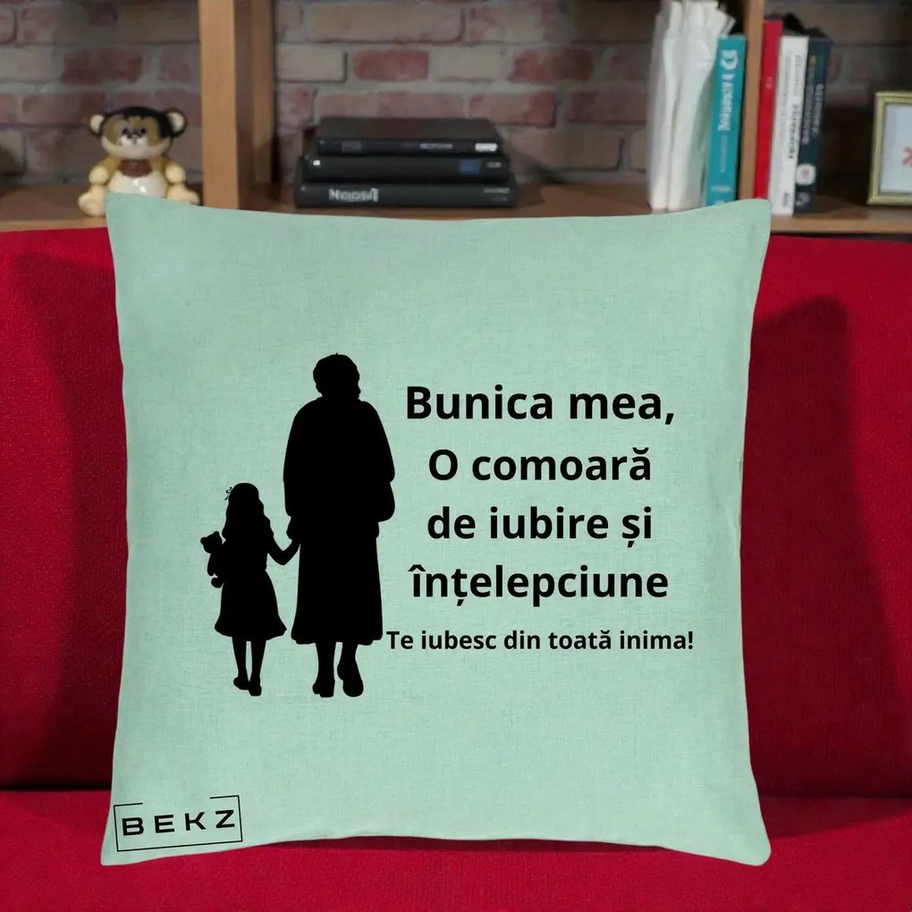 Cadou pentru Bunica - Perna Personalizata Bunica Mea Comoara Iubire Intelepciune Silueta, 40x40 cm, Verde Menta, Husa Detasabila, Perna Inclusa, BEKZ®