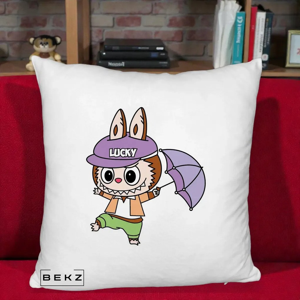 Perna Personalizata Labubu Lucky cu Umbrela, 40x40 cm, Alb Pufos, Husa Detasabila, Perna Inclusa, BEKZ®