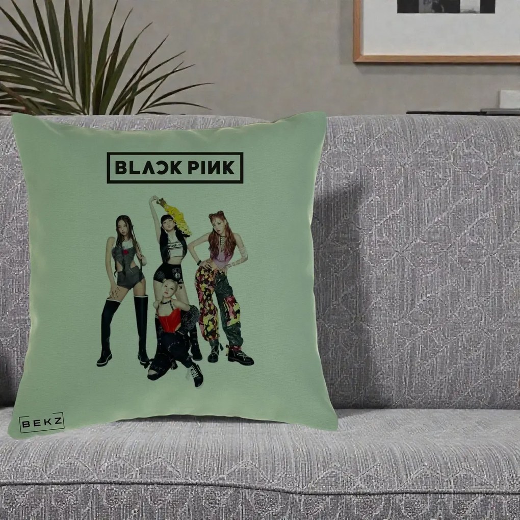 Perna Personalizata K-pop BLACKPINK Fotografie de Grup, 40x40 cm, Verde, Husa Detasabila, Perna Inclusa, BEKZ®