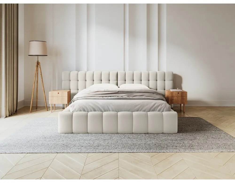 Pat matrimonial crem tapițat cu spațiu de depozitare cu somieră 180x200 cm Mamaia – Micadoni Home