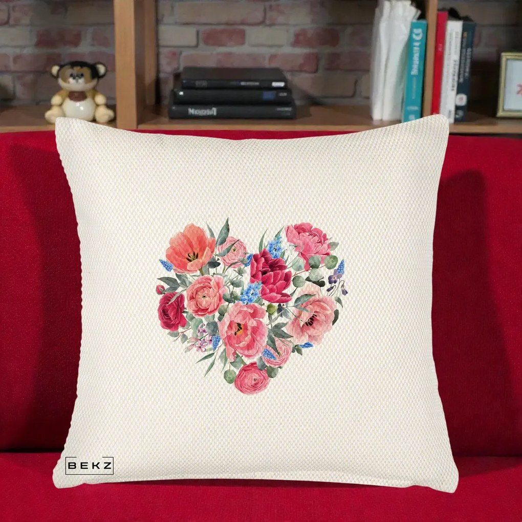 Perna Decorativa Inima din Bujori Acuarela, 40x40 cm, Crem Reliefat, Husa Detasabila, Perna Inclusa, BEKZ®