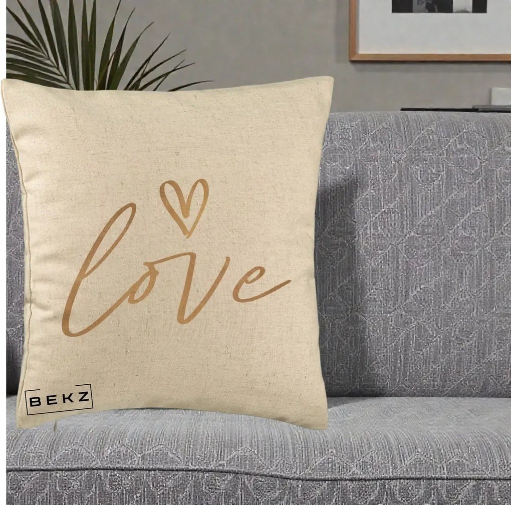 Perna Decorativa Love Caligrafie Aurie, 40x40 cm, Bej, Husa Detasabila, Perna Inclusa, BEKZ®
