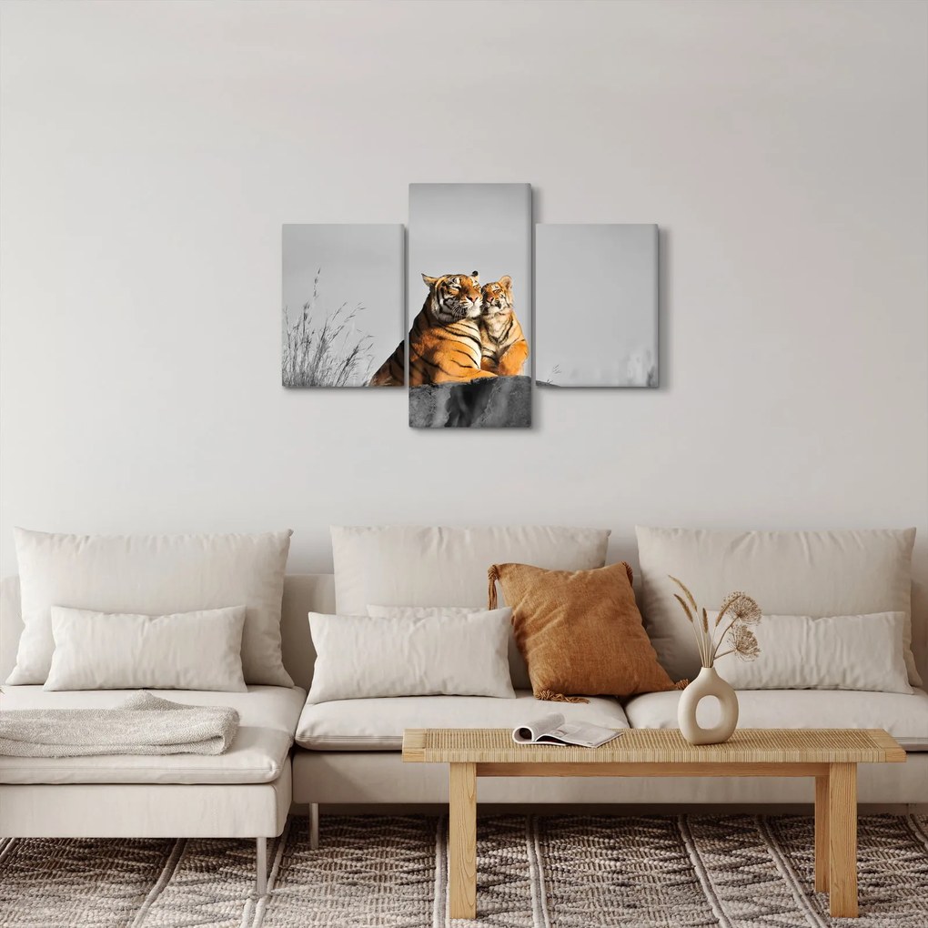 Tablou - Tigroaica cu pui, versiunea alb-negru (90x60 cm)