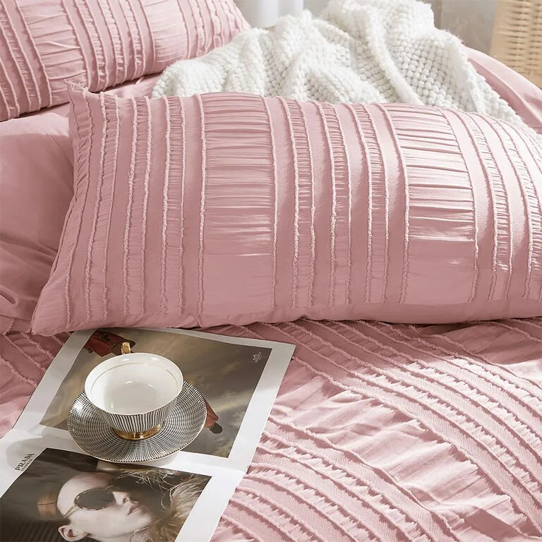 Lenjerie de pat din microfibră creponată NELLA pudră