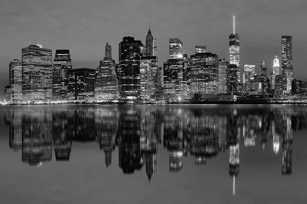 Fototapet reflexie alb-negru a Manhattanului în apă