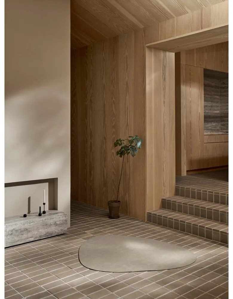 Covor din piele maro coniac Circle XXXL Bull – LIND DNA