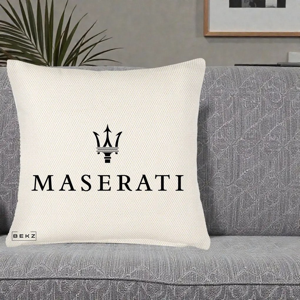 Perna Personalizata cu emblema Maserati, 40x40 cm, Crem Reliefat, Husa Detasabila, Perna Inclusa, BEKZ®