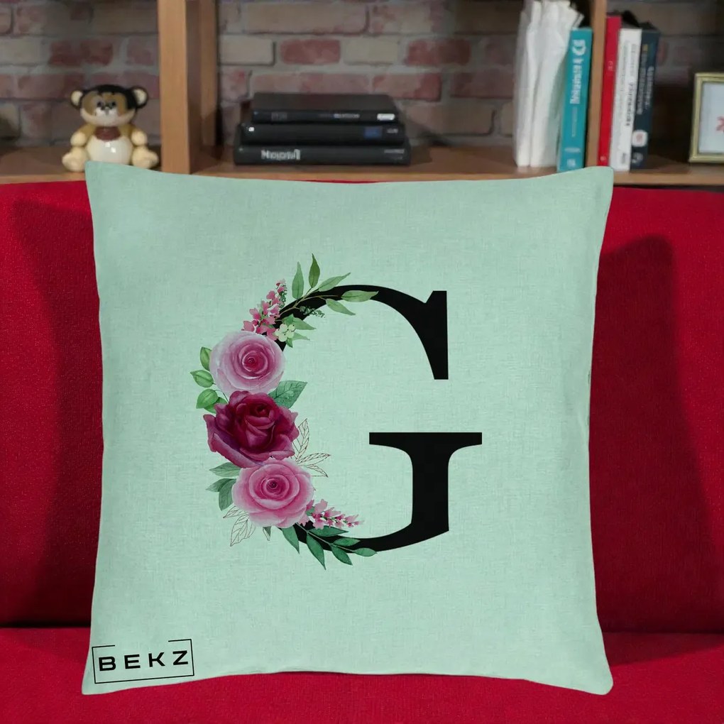 Cadou Personalizat - Perna Personalizata Monograma Florala Litera G, 40x40 cm, Verde Menta, Husa Detasabila, Perna Inclusa, BEKZ®