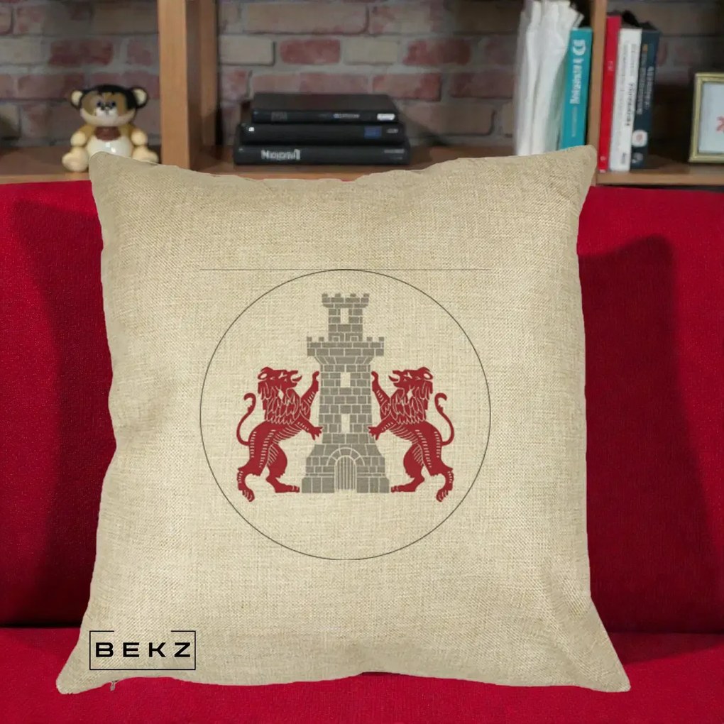 Perna Personalizata Cetatea Turnu Magurele Heraldic, 40x40 cm, Crem, Husa Detasabila, Perna Inclusa, BEKZ®